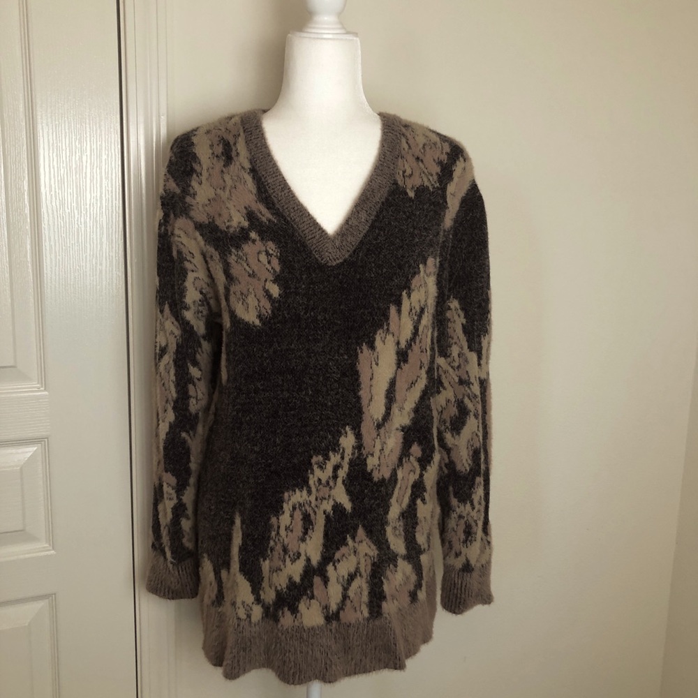 DG2 Diane Gilman Fuzzy Sweater in Black with tan and blush pattern